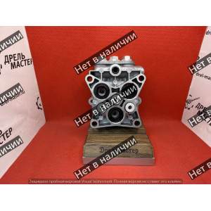 Крышка насоса мойки высокого давления Carver CW-2201E, CW-2501EI в сборе с клапанами